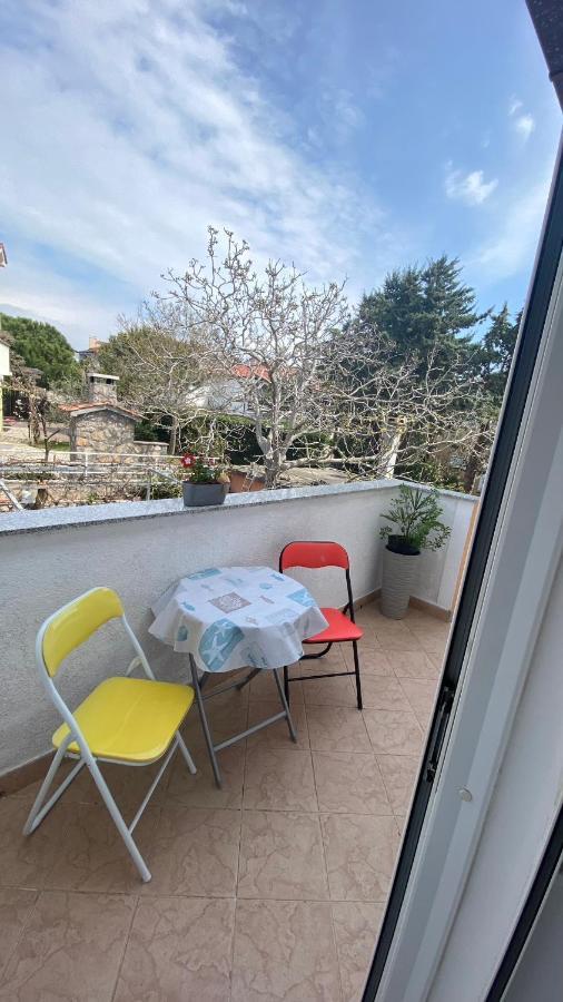 Guest House Tonica Krk Town Exterior photo