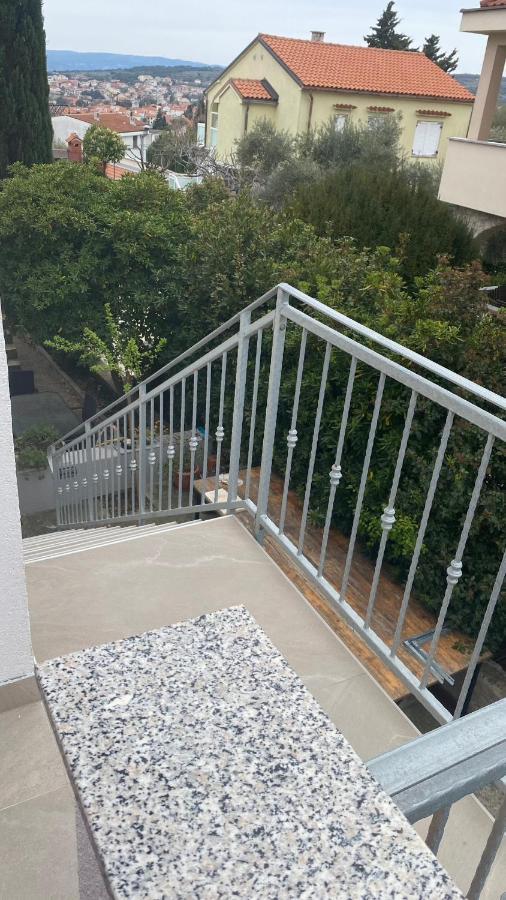 Guest House Tonica Krk Town Exterior photo